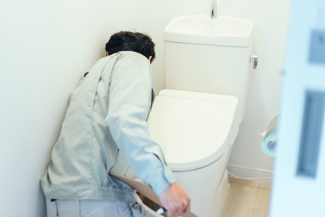 トイレつまり即解消!プロが教える自分で直せる方法11選