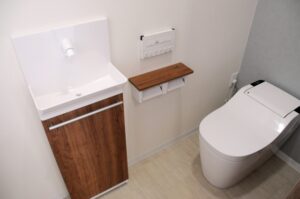 タンクレストイレの水が止まらない主な4つの原因と対処法