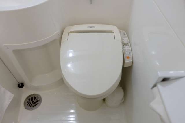 トイレ便座の交換費用とおすすめ商品比較